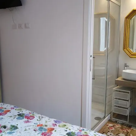 Francarooms 招待所